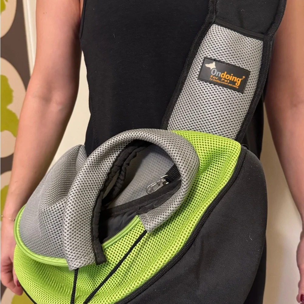 Crossbody-sling small dog carrier
